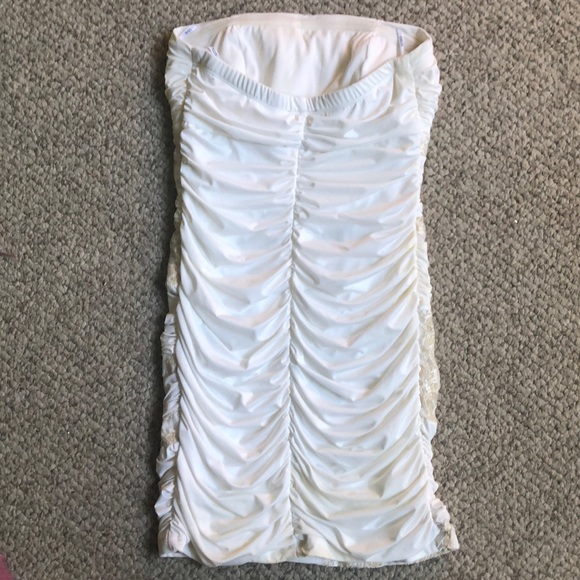 XOXO Fitted White Strapless Dress - Picture 5 of 5